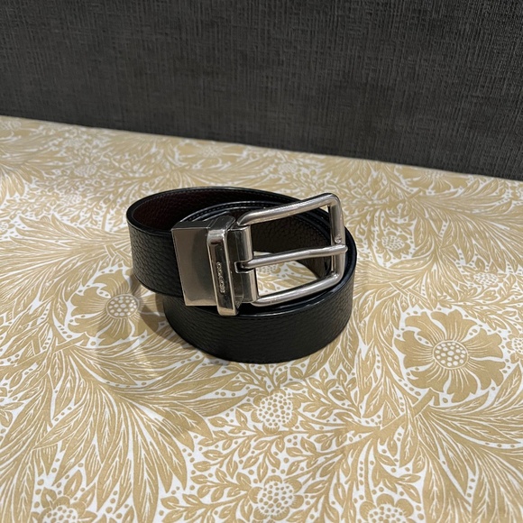Coach Leather Reversible Belt - Picture 1 of 7